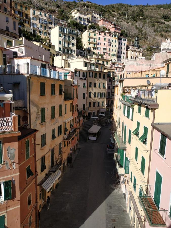 Shanti 1 - Terrace Apartment Riomaggiore Bagian luar foto